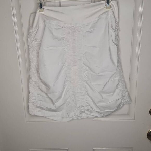 XCVI Dresses & Skirts - Wearables by XCVI white ruched pull on skirt women's petite XL